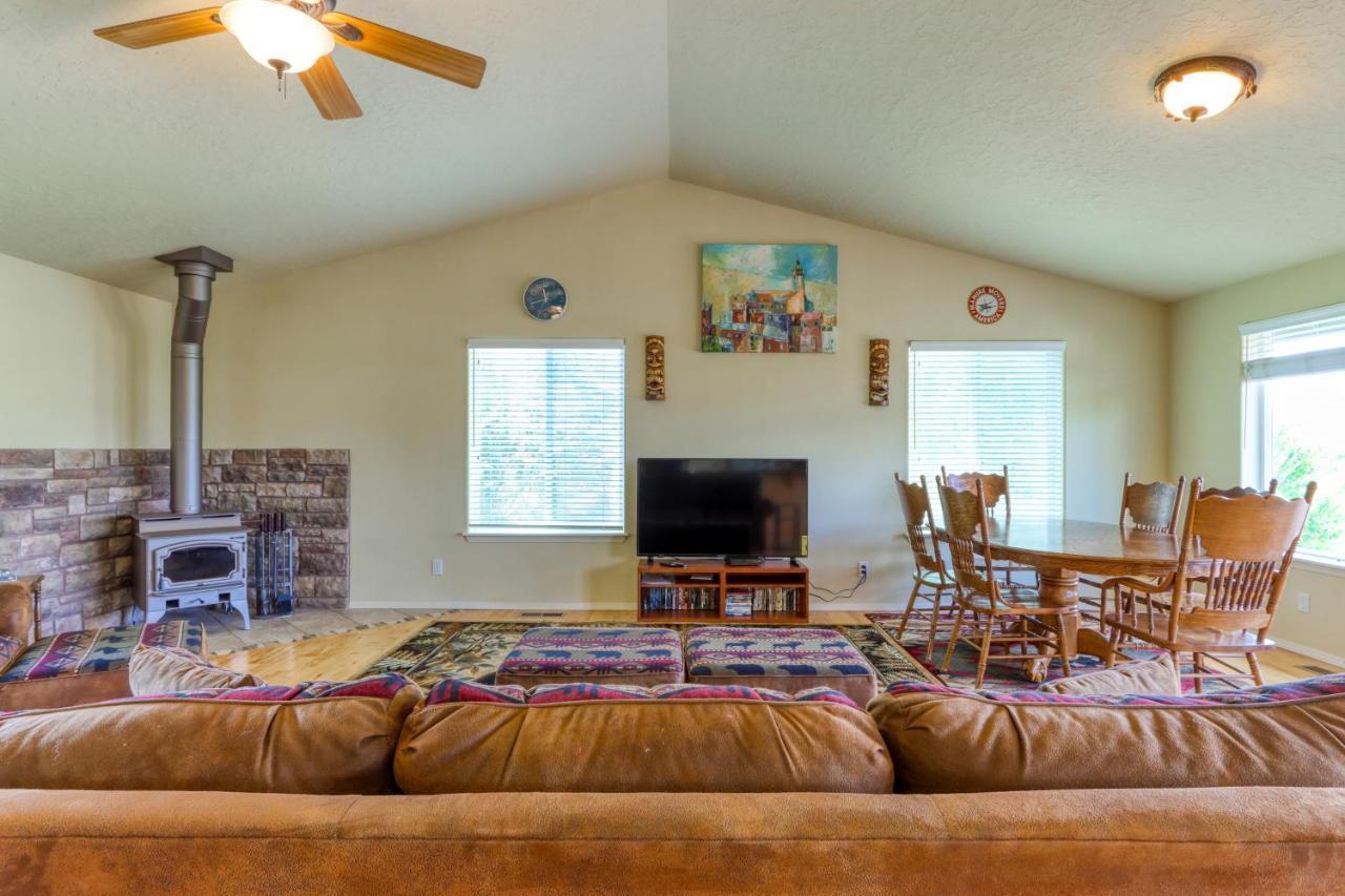 Meadow Walk Cabin La Pine Exterior foto